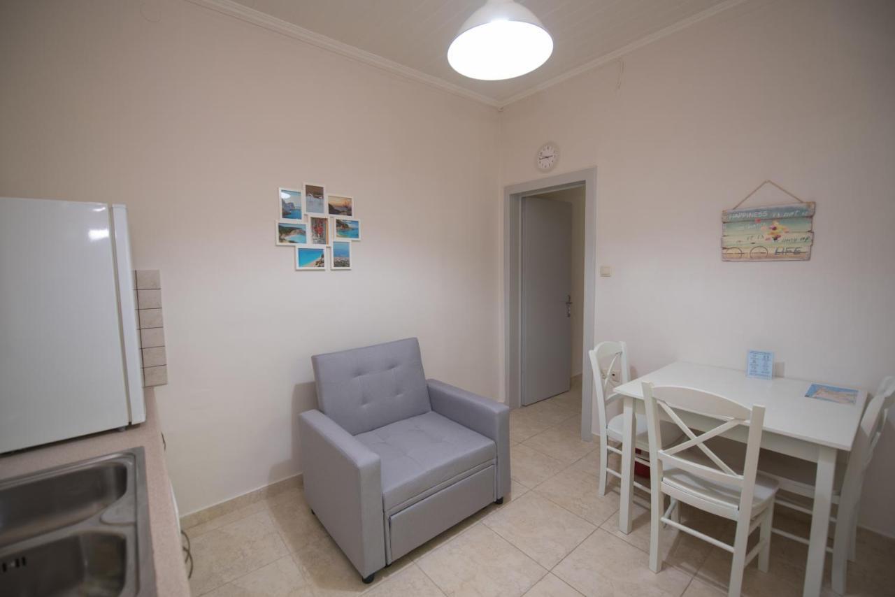 Casa Dina Apartment Lefkada City Bagian luar foto